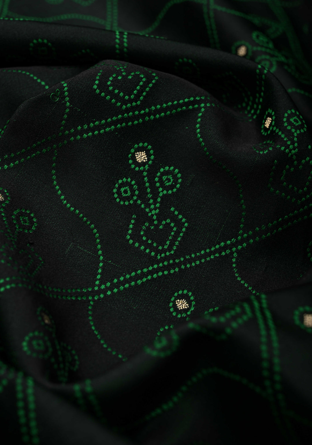 Green Black Tanchoi Saree with Zari Border | SILK MARK CERTIFIED