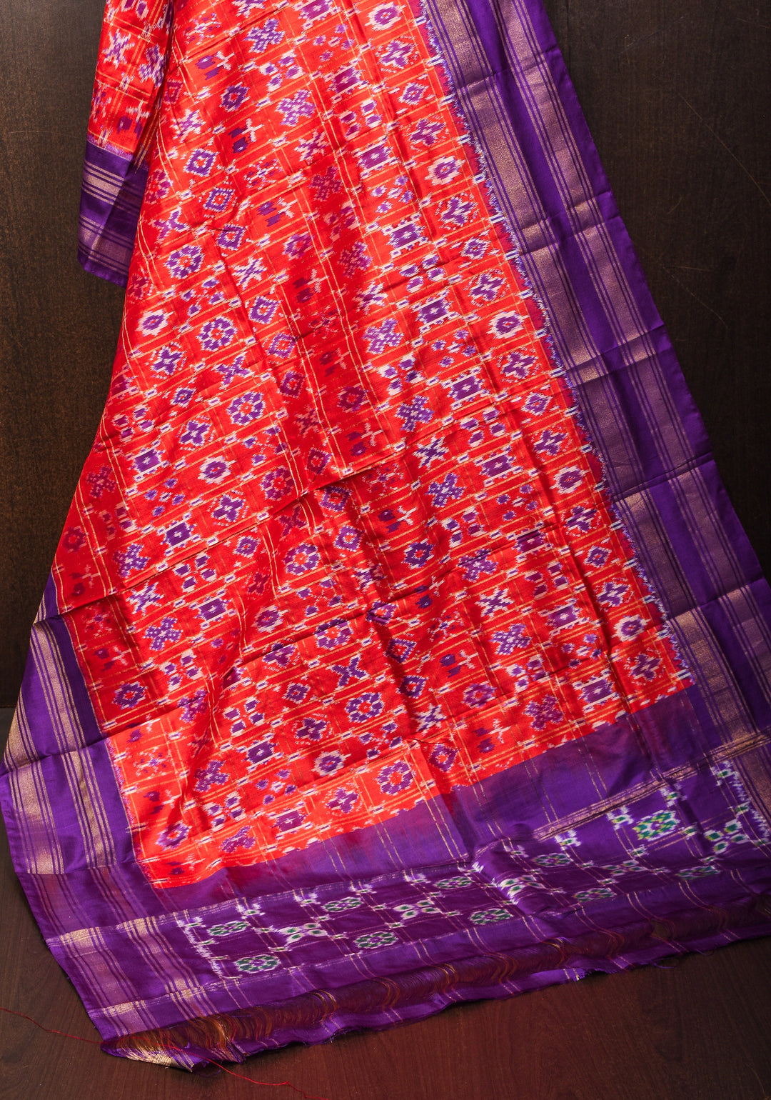 Dupatta : Red and Voilet Ikkat Patola Design Pure Silk Dupatta with handmade tassels I SILK MARK CERTIFIED