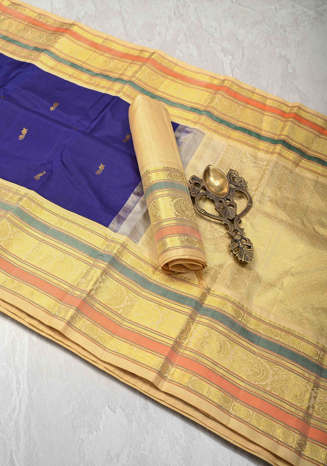 Korvai Weave Navy Blue Kanjivaram Pure Silk Saree with Floral Buttas and Contrast Zari Border | SILK MARK CERTIFIED