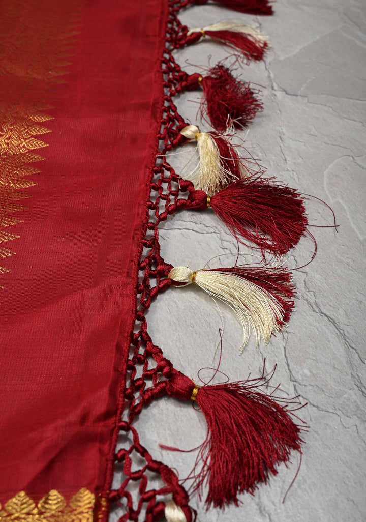 Korvai Short Width Border Ivory Kanjivaram Pure Silk Saree with Zari Buttas and Contrast Zari Border | SILK MARK CERTIFIED
