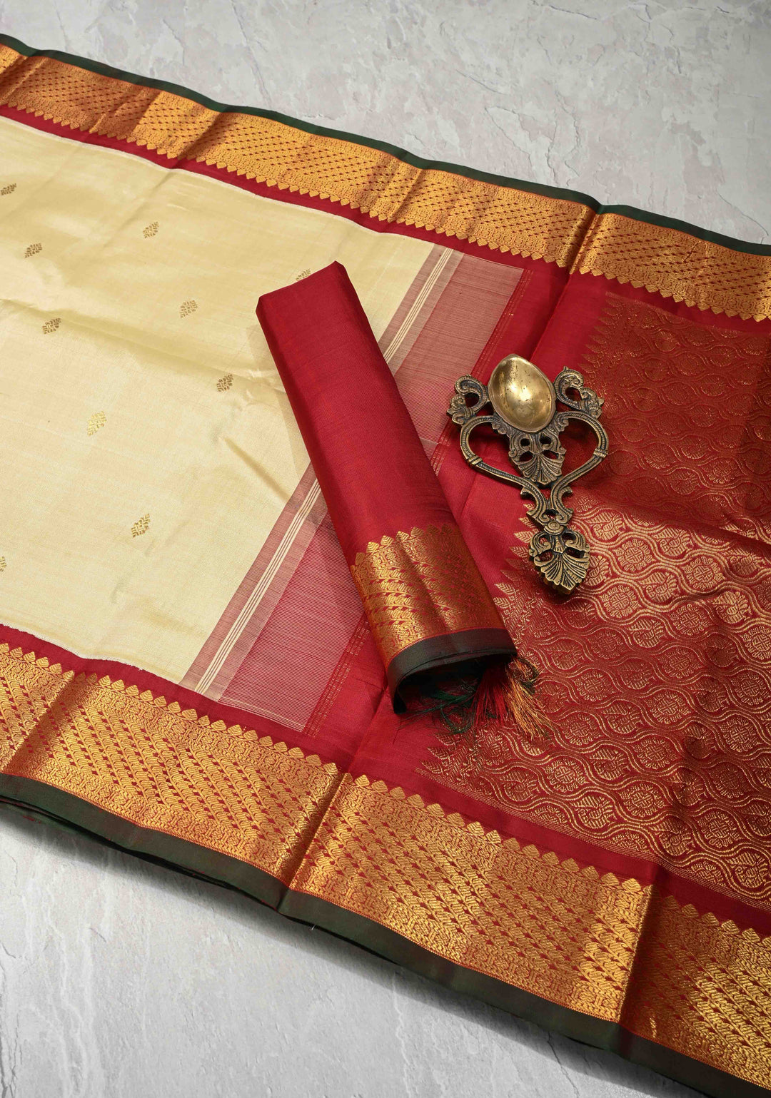 Korvai Short Width Border Ivory Kanjivaram Pure Silk Saree with Zari Buttas and Contrast Zari Border | SILK MARK CERTIFIED