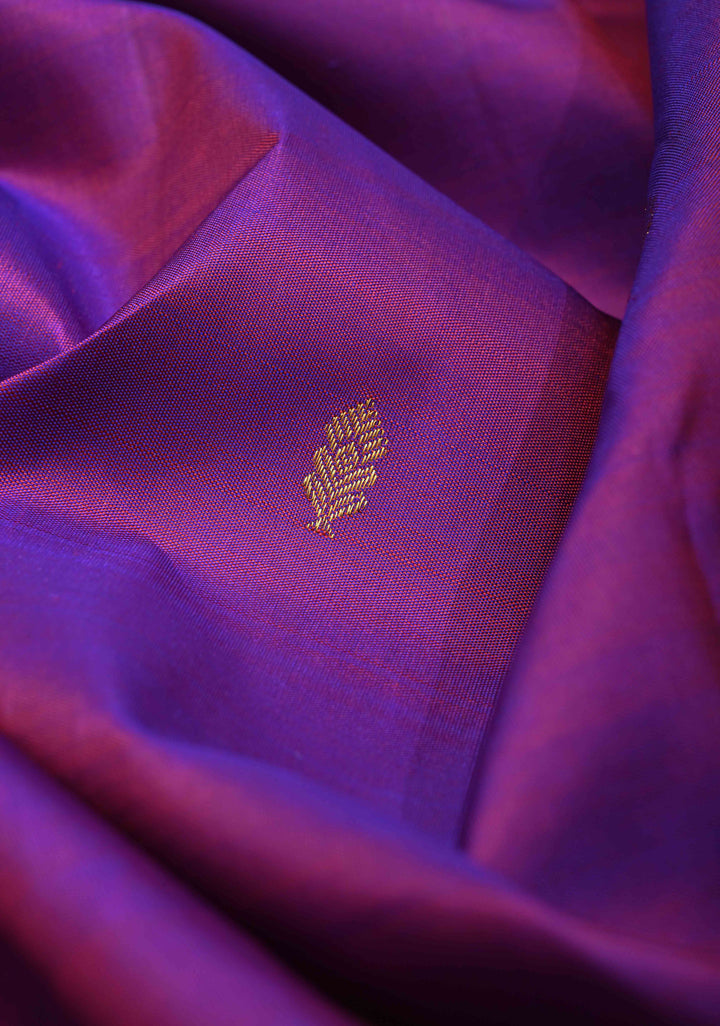 Korvai Purple Dual tone Kanjivaram Pure Silk Saree with Zari Buttis and Rettaipet Border | SILK MARK CERTIFIED