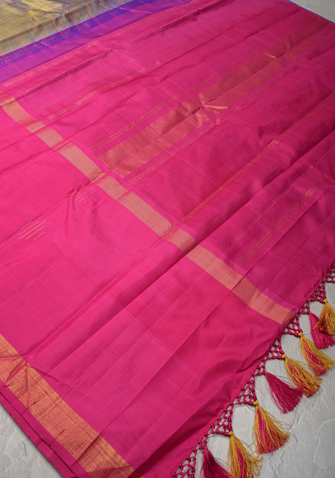 Sage Lilac dual tone Checks on Kanjivaram Silk Saree with Zari Butts on Contrast Wide Border | SILK MARK CERTIFIED