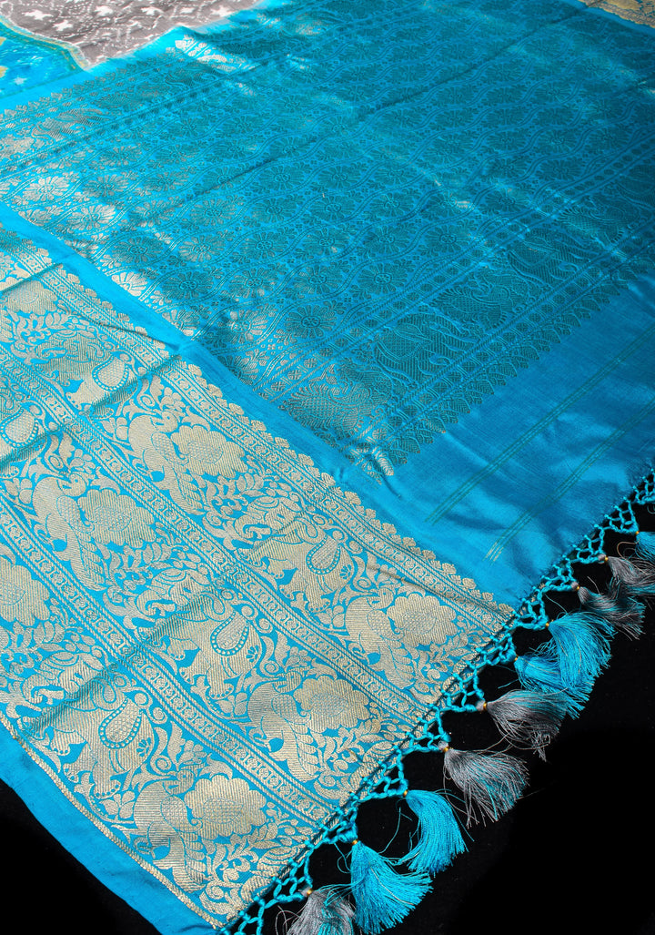 Gray Ikkat Patola  Kanjivaram Fusion Silk Saree with wide zari border and contrast Ikkat Panel |SILK MARK CERTIFIED