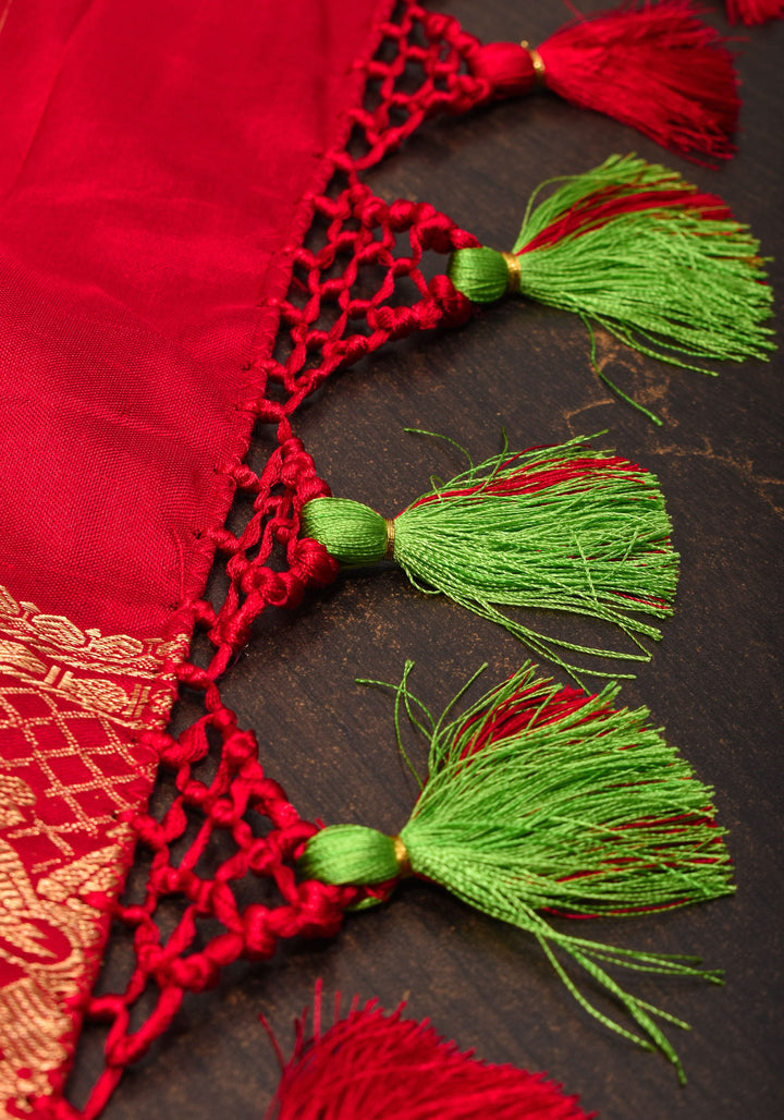 Green Stunning Ikkat Patola Kanjivaram Fusion Silk Saree with zari border | SILK MARK CERTIFIED
