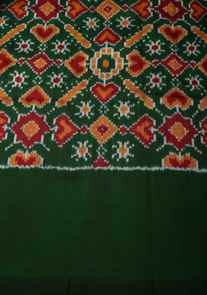 Off White Color Block Pure Silk Saree With Ikkat Border And Pallu  |SILK MARK CERTIFIED