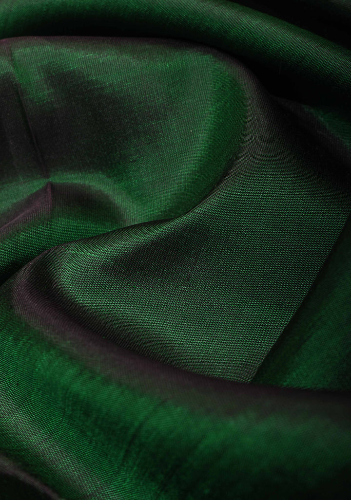 Green Dual Tone Pure Kanjivaram Silk Saree with Zari Temple Borders | SILK MARK CERTIFIED