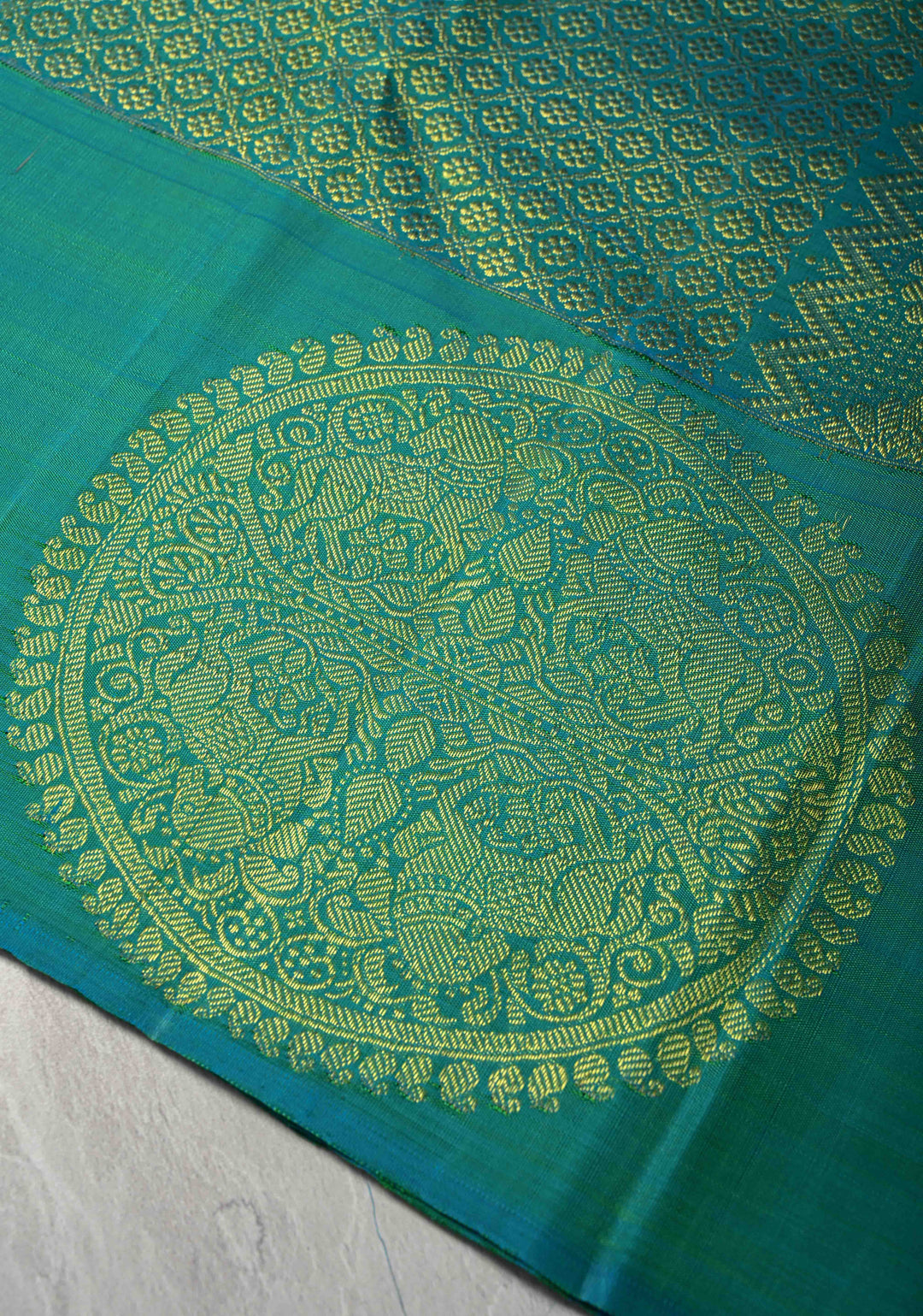 Chartreuse Kanjivaram Pure Silk Saree with Zari Buttas and Distinct Vanasingaram Mandala Motifs on Contrast Border | SILK MARK CERTIFIED