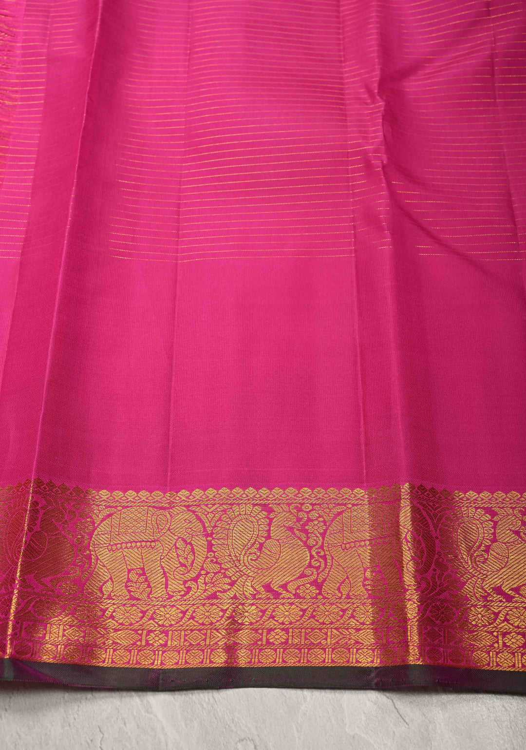 Magenta Podi Kattam Zari Checks on Kanjivaram Pure Silk Saree with Yaali  Distinct Motifs on Zari Border | SILK MARK CERTIFIED