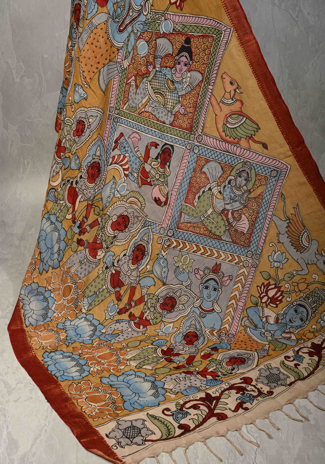 DUPATTA : Yellow Authentic Pen Kalamkari on Mangalagiri Silk Cotton Dupatta with Ashta Lakshmi Theme