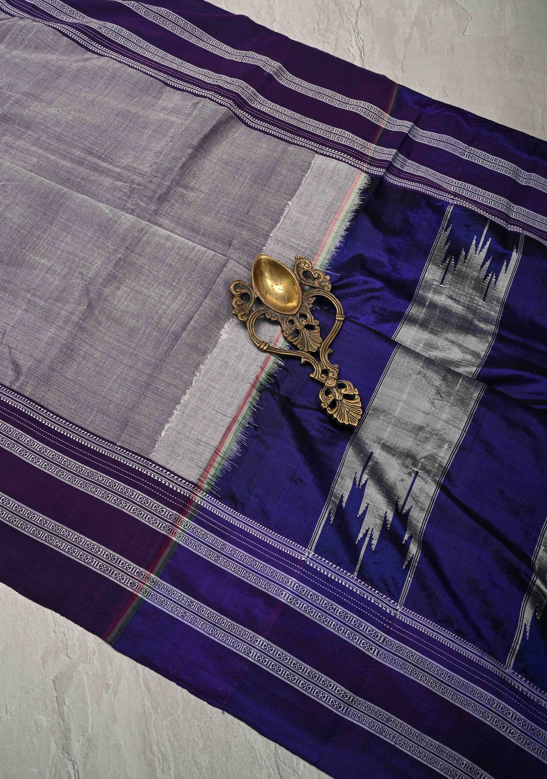 Dusty Amethyst Ilkal Silk Cotton Saree with Resham Thred buttas on Purple Border