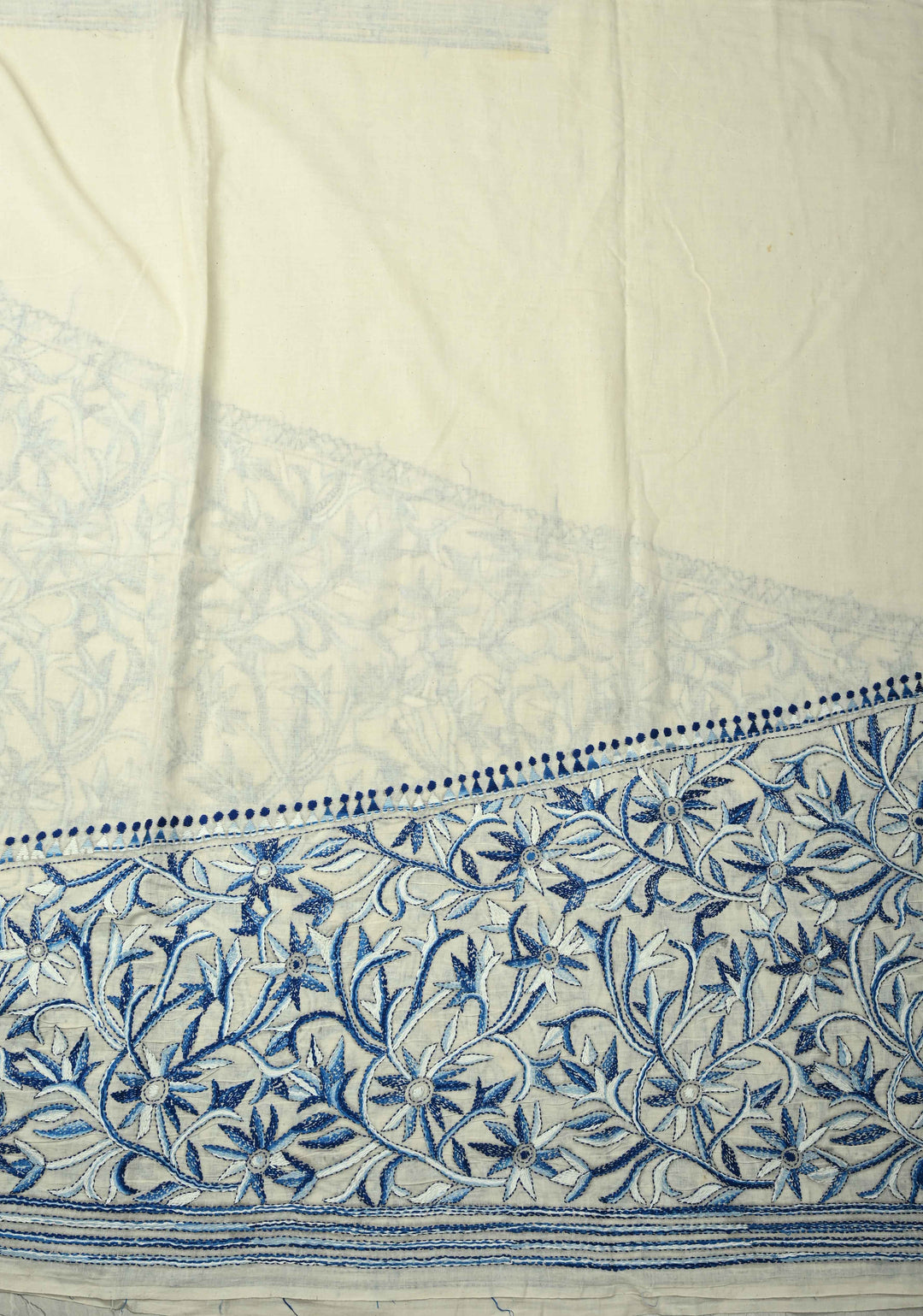 Off white Nakshi Kantha Embroidery on Cotton Saree with rising Border