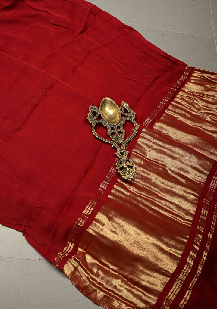 Maroon Borderless Modal Silk Saree with Lagda Patta Crushed Tissue Pallu | SHOBITAM
