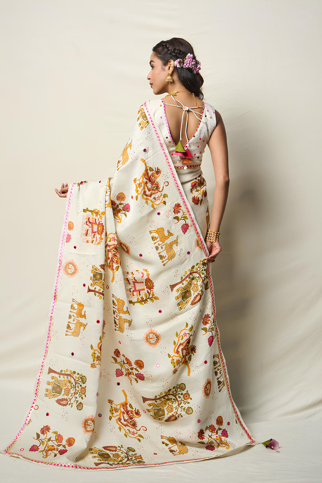 SUKH VANA WHITE SAREE | SHOBITAM