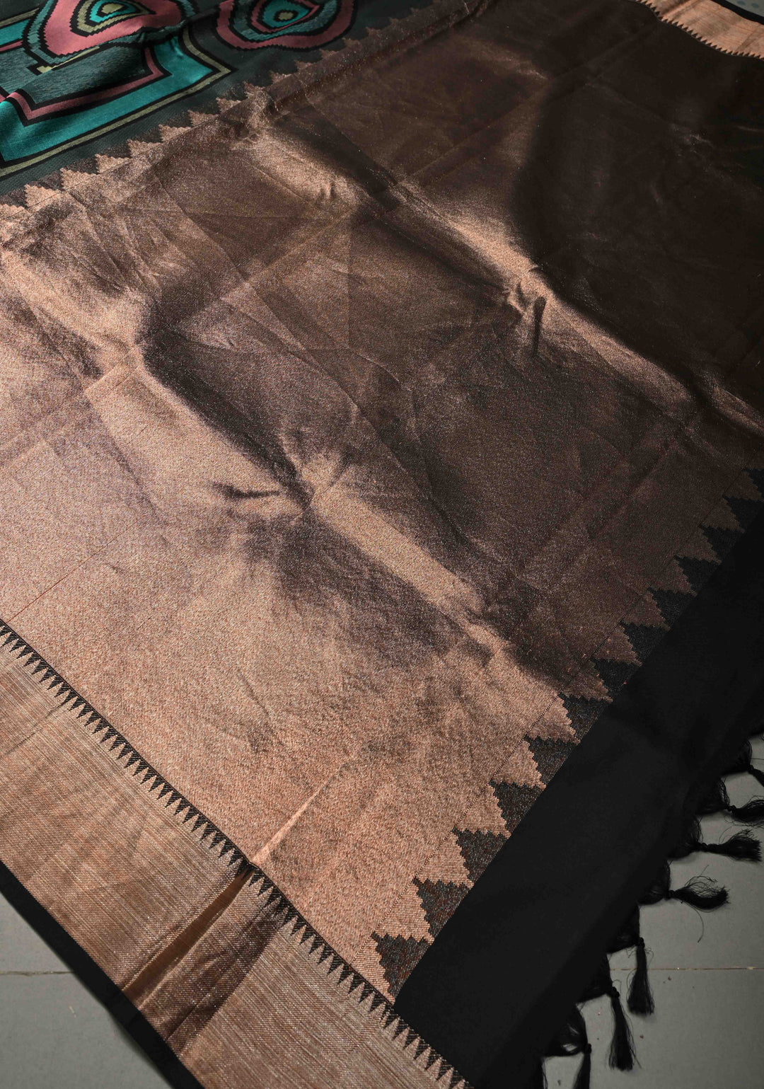 Forest Green Handloom Pure Silk Kanchipattu Saree with Geometric Weave Design and Copper Zari Border  | SILK MARK CERTIFIED | SHOBITAM