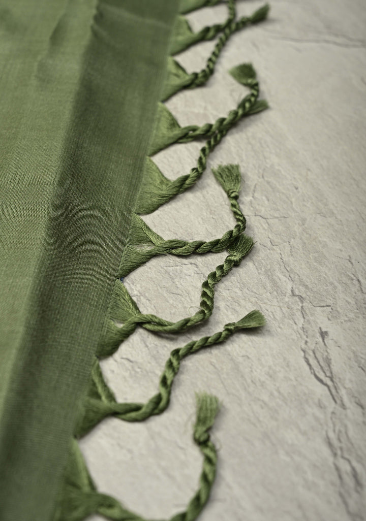 Olive Green Handloom Pure Silk Kanchi Saree With Geomatric Design and Minimal Zari Border| SILK MARK CERTIFIED