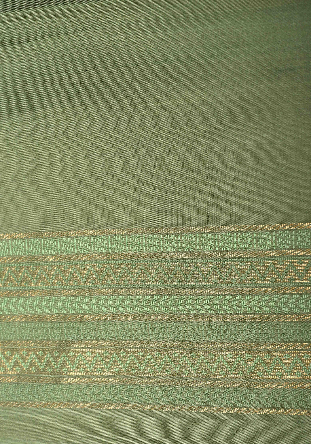 Olive Green Handloom Pure Silk Kanchi Saree With Geomatric Design and Minimal Zari Border| SILK MARK CERTIFIED