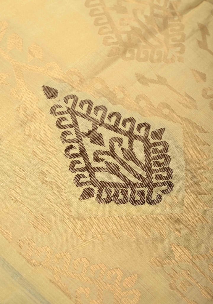 Cream Borderless Handloom Pure Silk Kanchipattu Saree with Zari Buttas and Cross Stich Motifs on Pallu | SILK MARK CERTIFIED