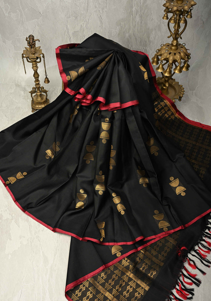 Black Borderless Handloom Pure Silk Kanchipattu Saree with Zari Buttas | SILK MARK CERTIFIED