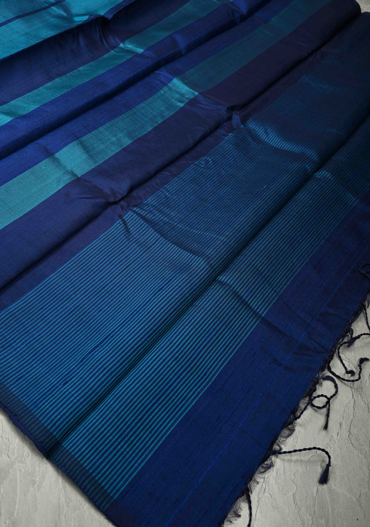 Shades of Blue  Borderless Handwoven Pure Silk Saree With Stripes Pattern | SILK MARK CERTIFIED