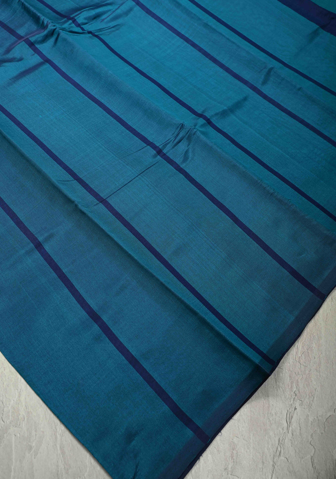 Shades of Blue  Borderless Handwoven Pure Silk Saree With Stripes Pattern | SILK MARK CERTIFIED