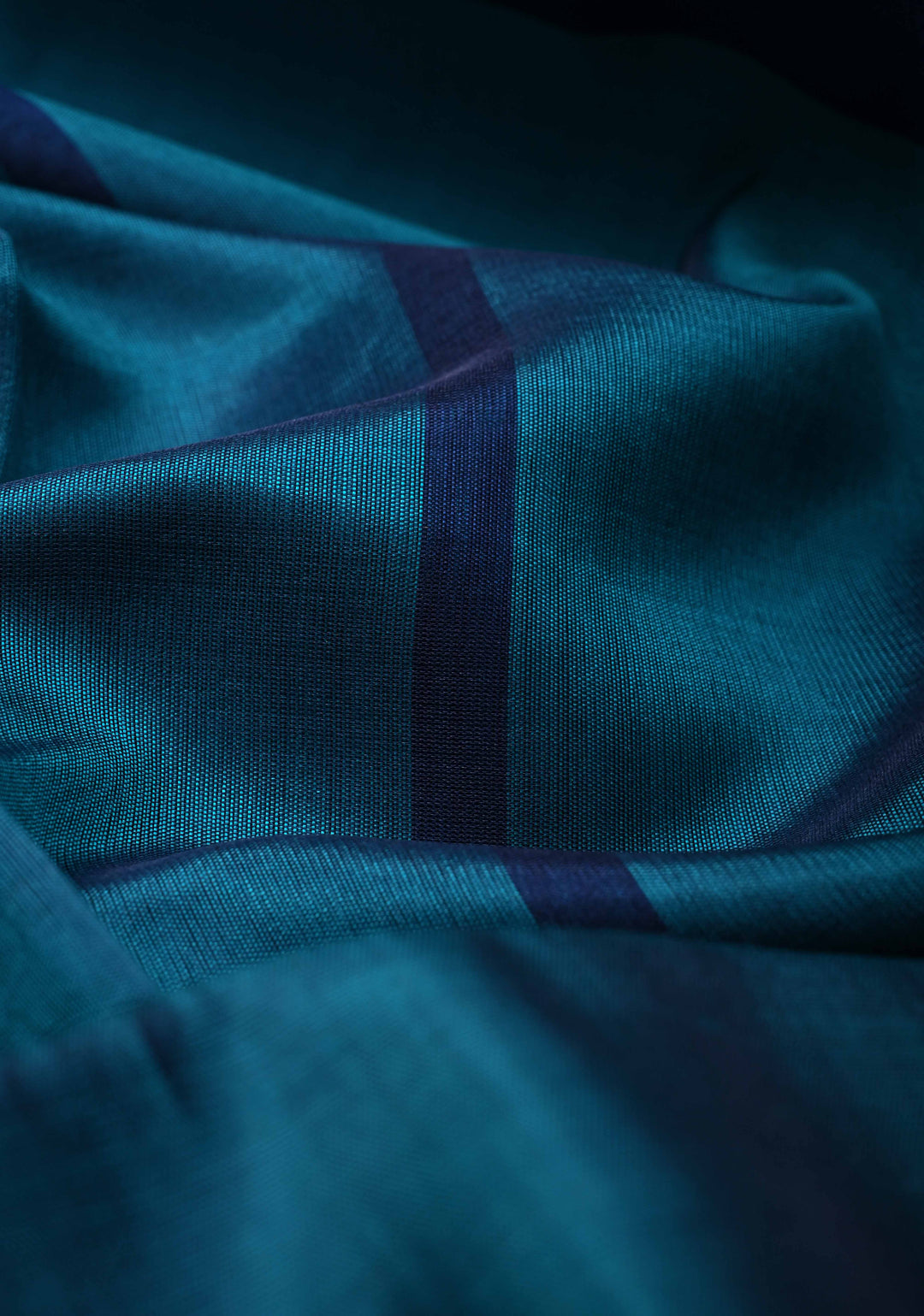 Shades of Blue  Borderless Handwoven Pure Silk Saree With Stripes Pattern | SILK MARK CERTIFIED
