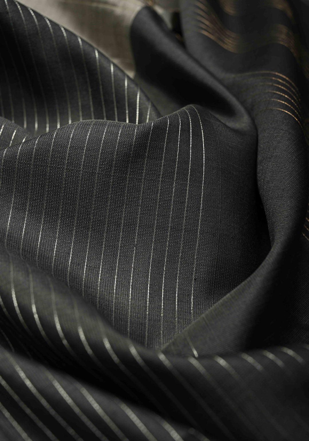 Black-Gray Borderless Handloom Pure Silk Saree with Vairaoosi Zari Stripes and Panel Design | SILK MARK CERTIFIED | SHOBITAM