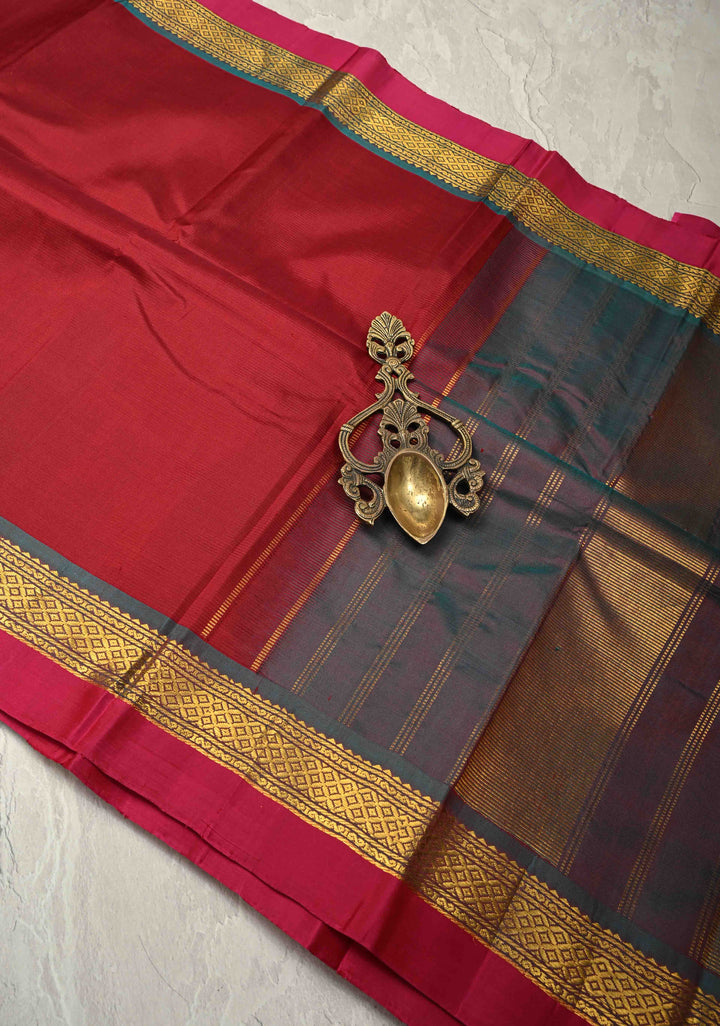 Exquisite Maroon Handwoven Pure Silk Saree with Contrast Zari Border | SILK MARK CERTIFIED