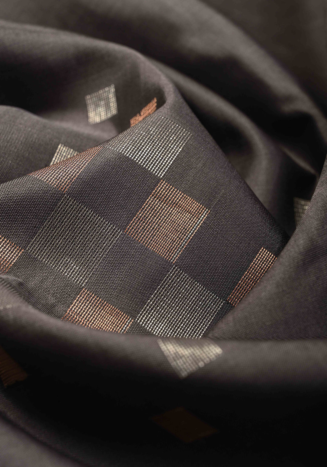 Gray Borderless Handwoven Pure Silk Saree With Squared Design | SILK MARK CERTIFIED | SHOBITAM