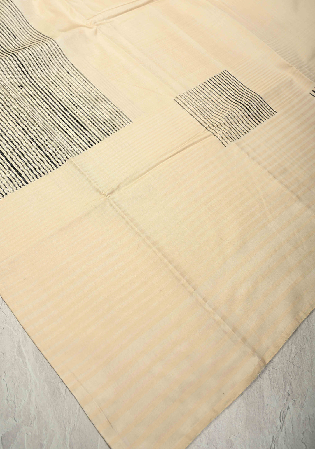 Off White Boderless Handloom Pure Silk Kanchi Saree With Verticle Stripes | SILK MARK CERTIFIED