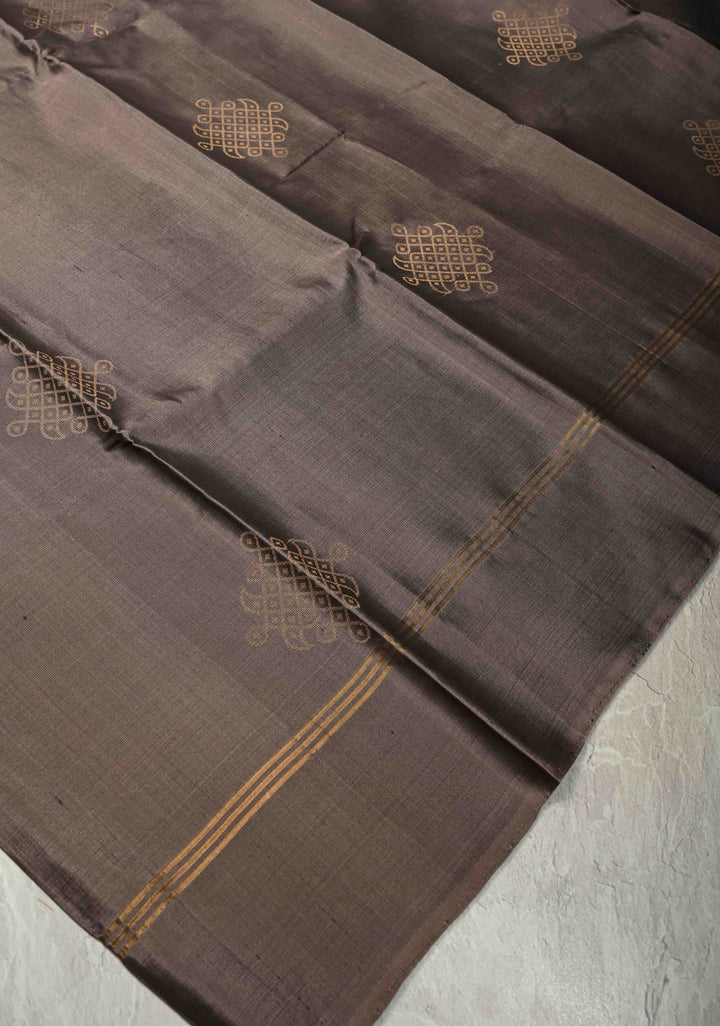 Brownish Gray Handloom Pure Silk Kanchi Saree with Kolam Buttas and Border | SILK MARK CERTIFIED