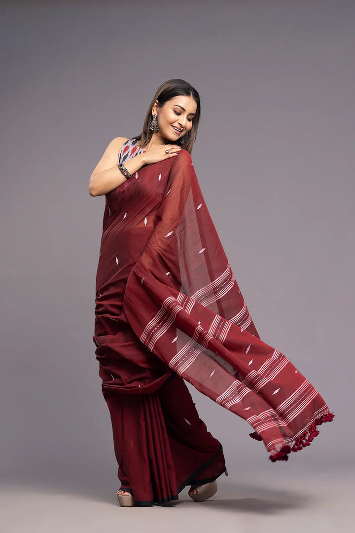 Handloom Wine Mulmul Jamdani Saree | SHOBITAM