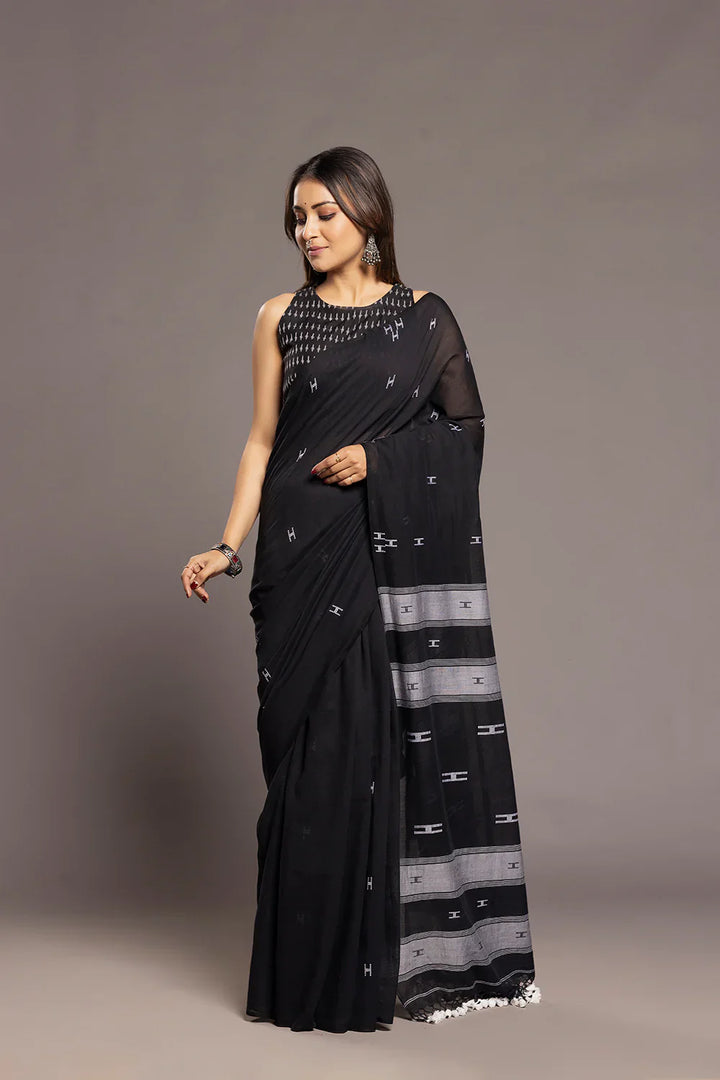 Handloom Black & White Soft Cotton Jamdani Saree | SHOBITAM