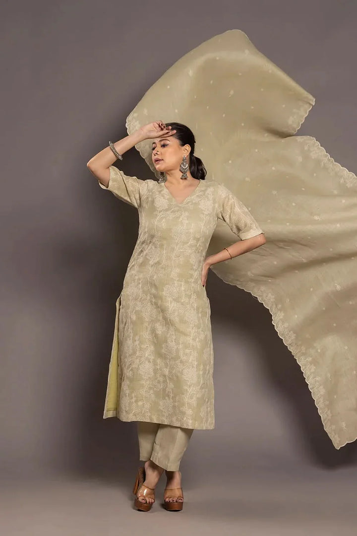 Green Essence Linen Emnbriodered Kurta Set With Dupatta | SHOBITAM