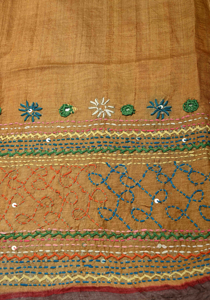 Black-Beige  Tussar Silk saree with Abstract Digital Print and Kantha Hand Embroidery | SILK MARK CERTIFIED (Copy)