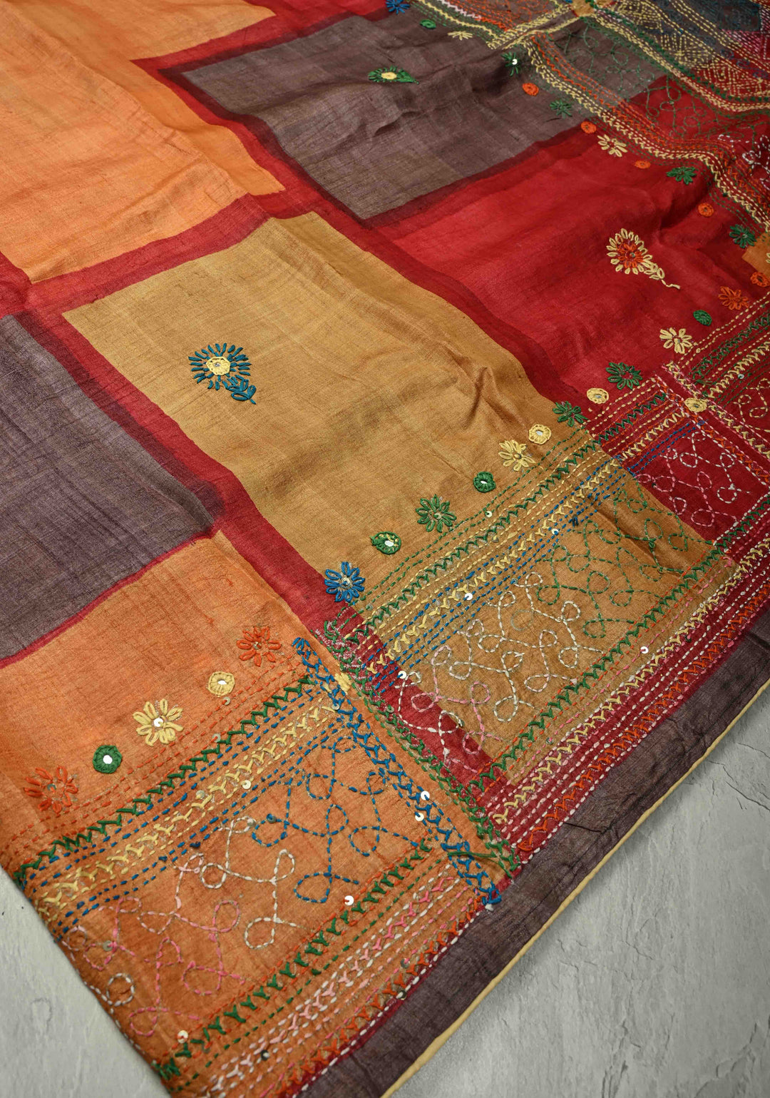 Black-Beige  Tussar Silk saree with Abstract Digital Print and Kantha Hand Embroidery | SILK MARK CERTIFIED (Copy)