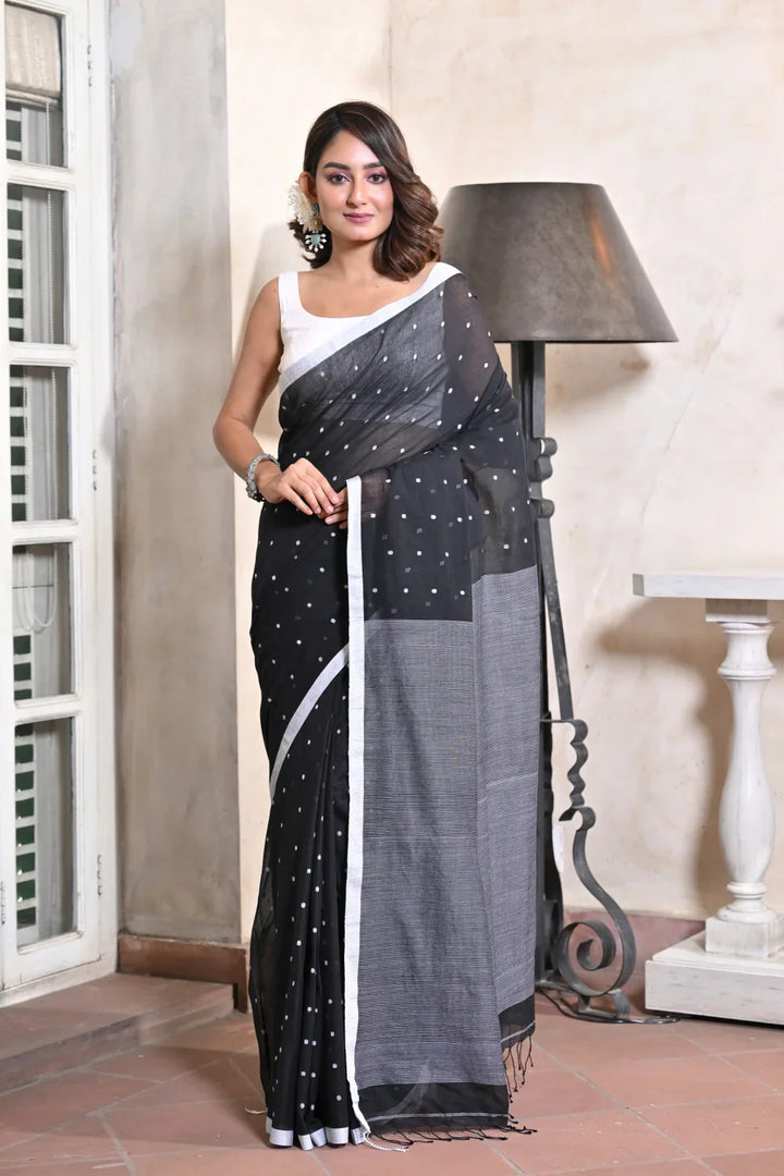 Handloom Black & White Soft Cotton Jamdani Saree | SHOBITAM