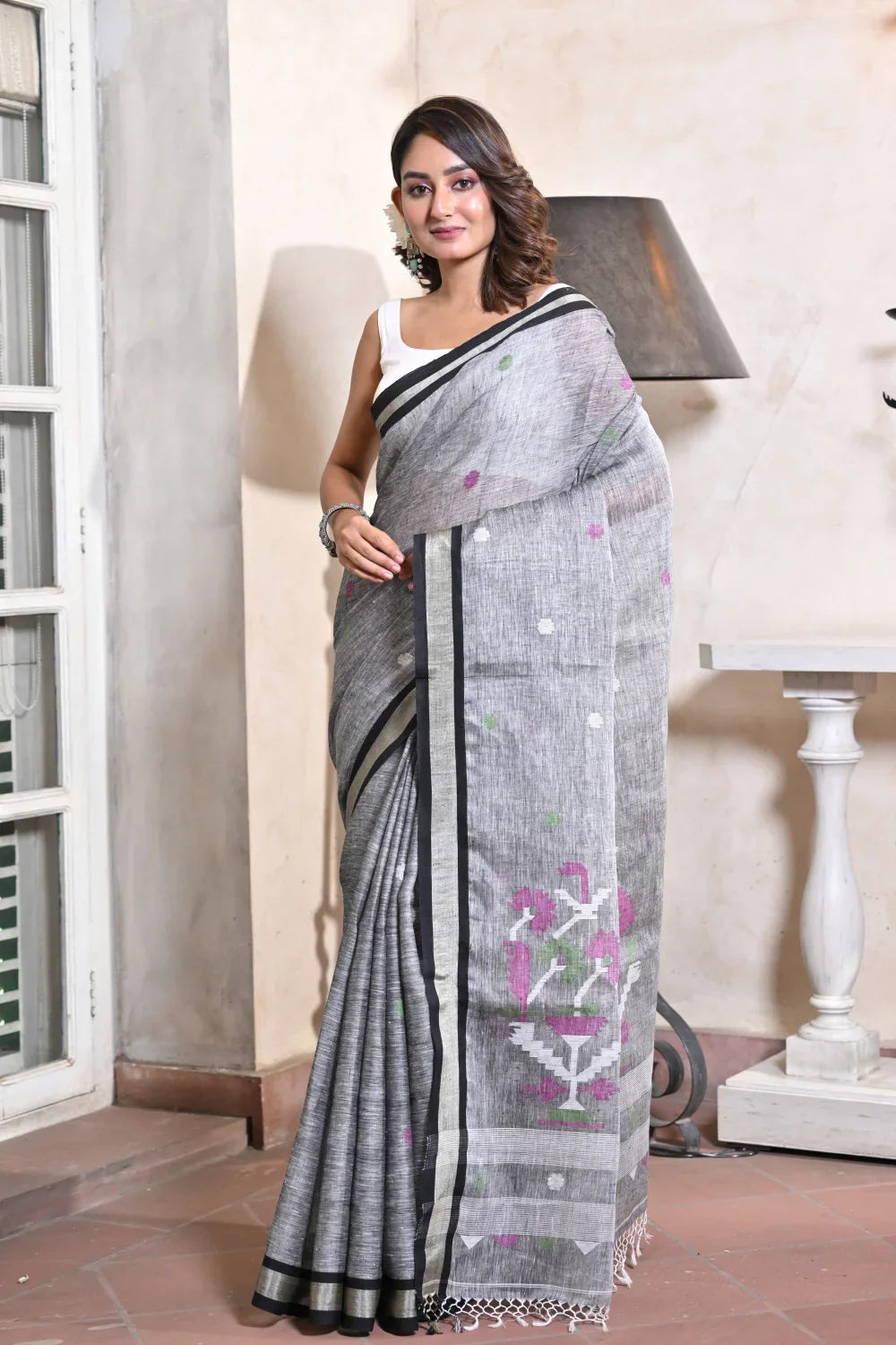 Handloom Grey Pure Linen Jamdani Saree | SHOBITAM