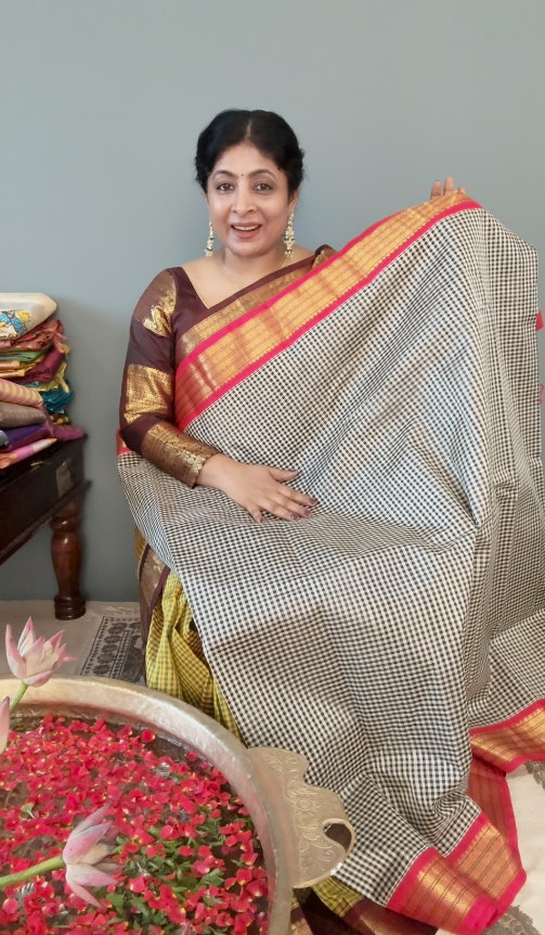 Black-White Gingham Checks Koravi Kanchi Silk Cotton 100% Handloom Saree with Red Zari Border