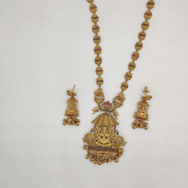 Sri Lakshmi Heritage Temple Necklace Set | SHOBITAM