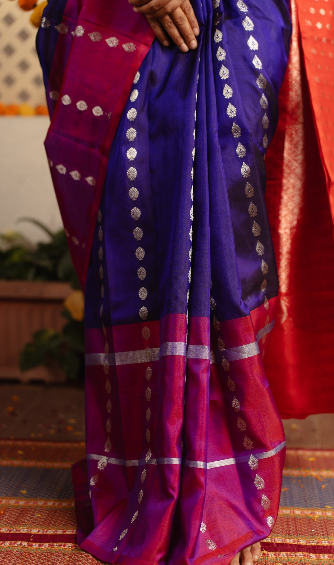 Ink Blue With Pink Borderless Venkatagiri Silk Saree Sahana | SILK MARK CERTIFIED | SHOBITAM