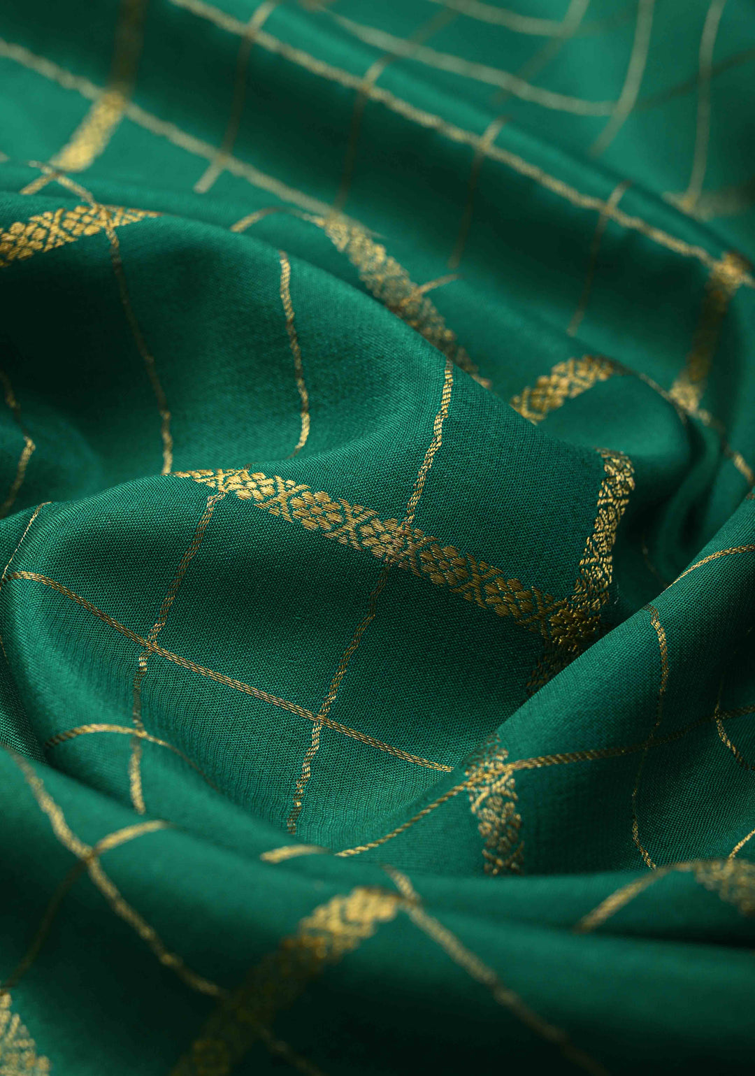 Green Mysore silk Saree with Zari Checks and Zari Border in KSIC Grade Thickness| SILK MARK CERTIFIED