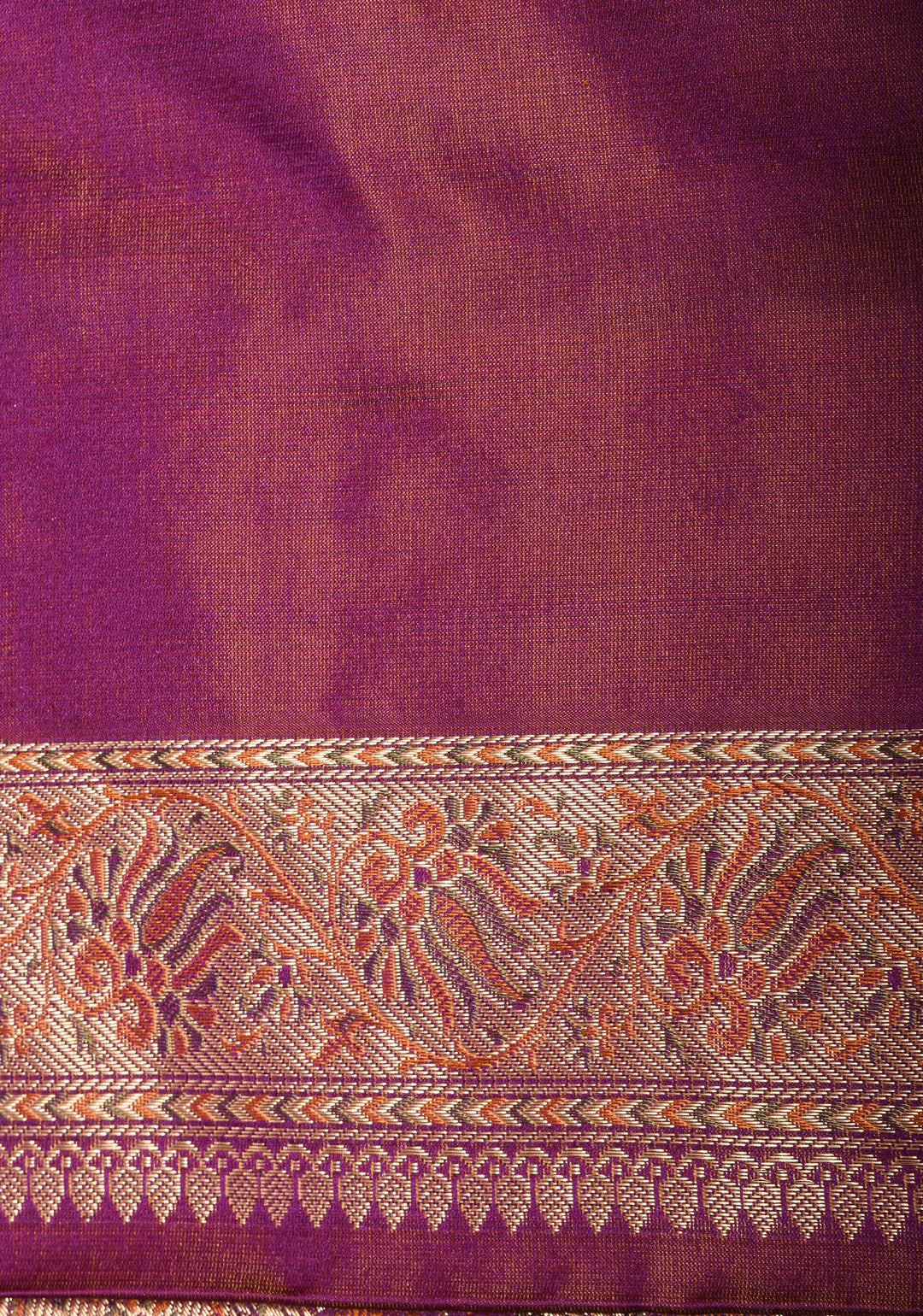 Tanchoi Floral Banarasi Pure Satin Silk in Purple | SILK MARK CERTIFIED