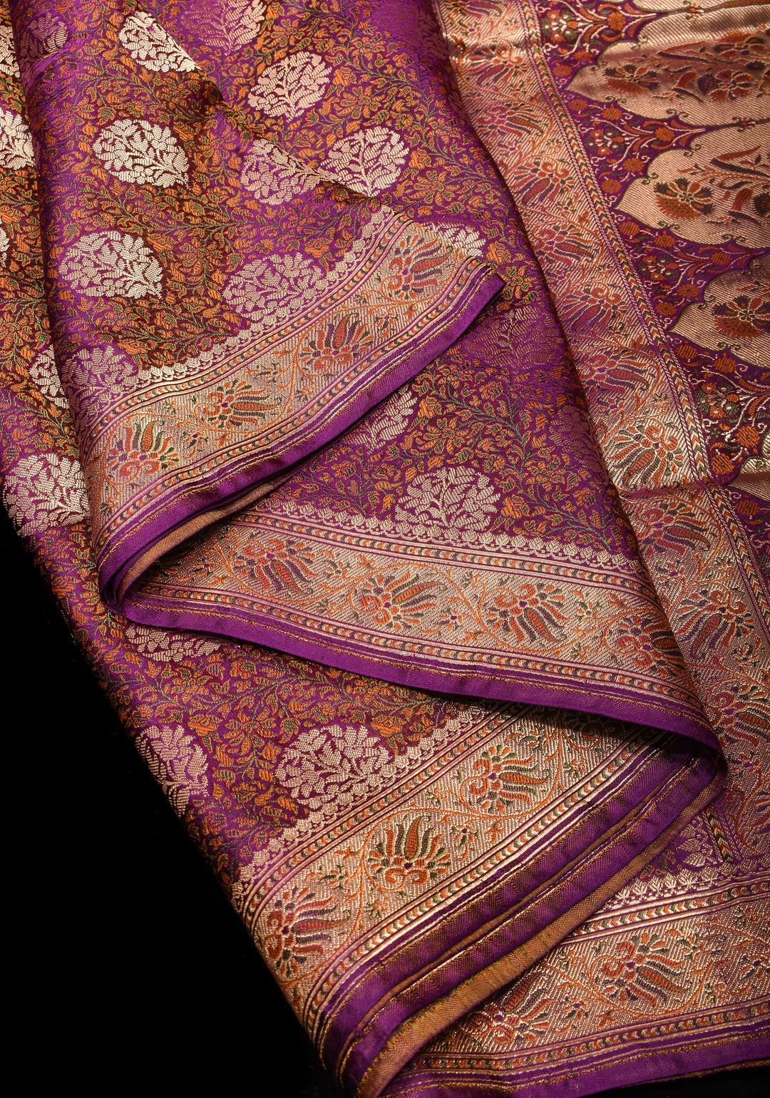 Tanchoi Floral Banarasi Pure Satin Silk in Purple | SILK MARK CERTIFIED