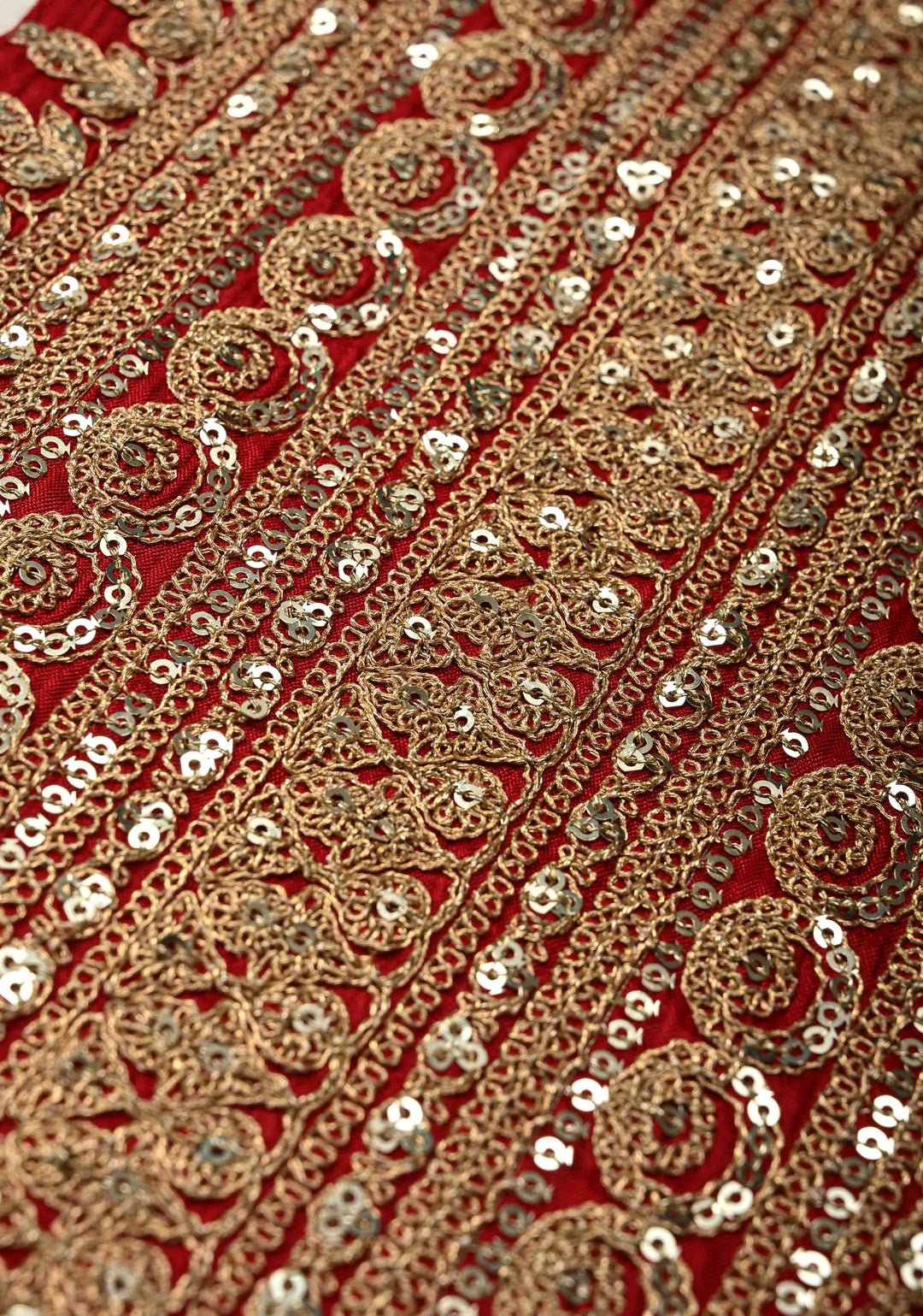 White Viscose Saree with Floral Buttas and Fancy Lace Trim Border