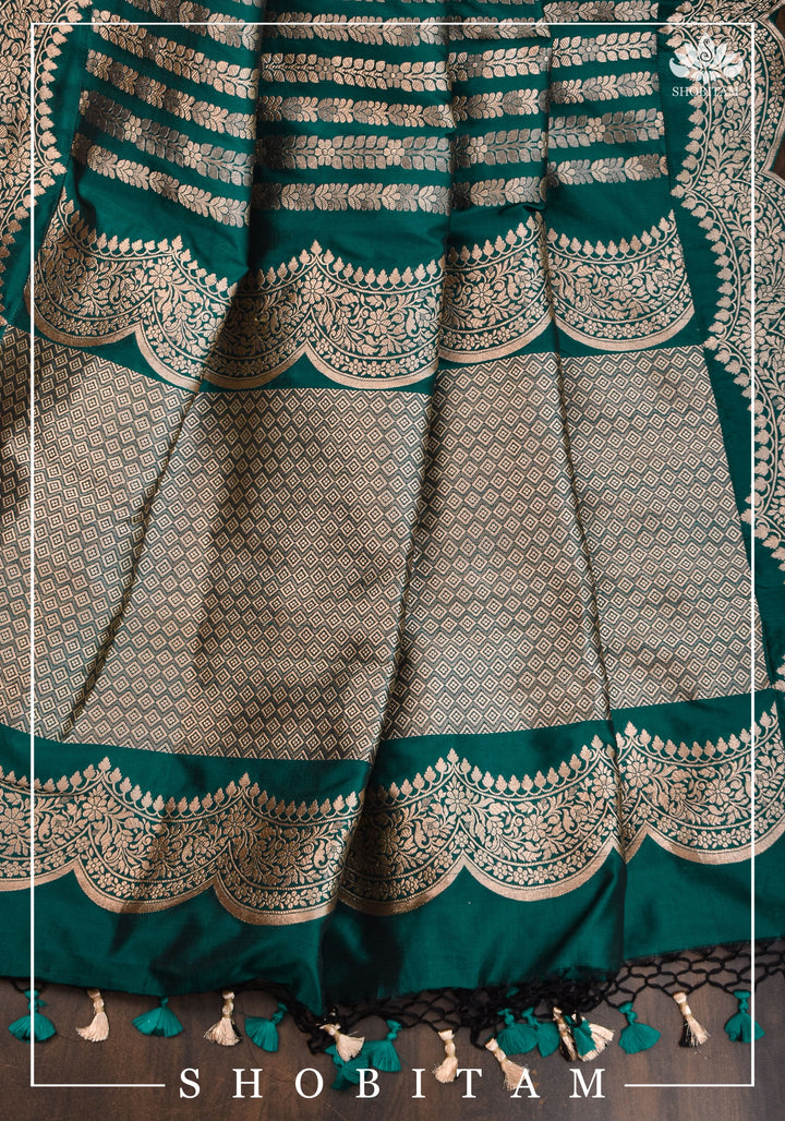 Banarasi Pure Katan Silk Saree in Teal green and Scalloped Border in Gold | SILK MARK CERTIFIED