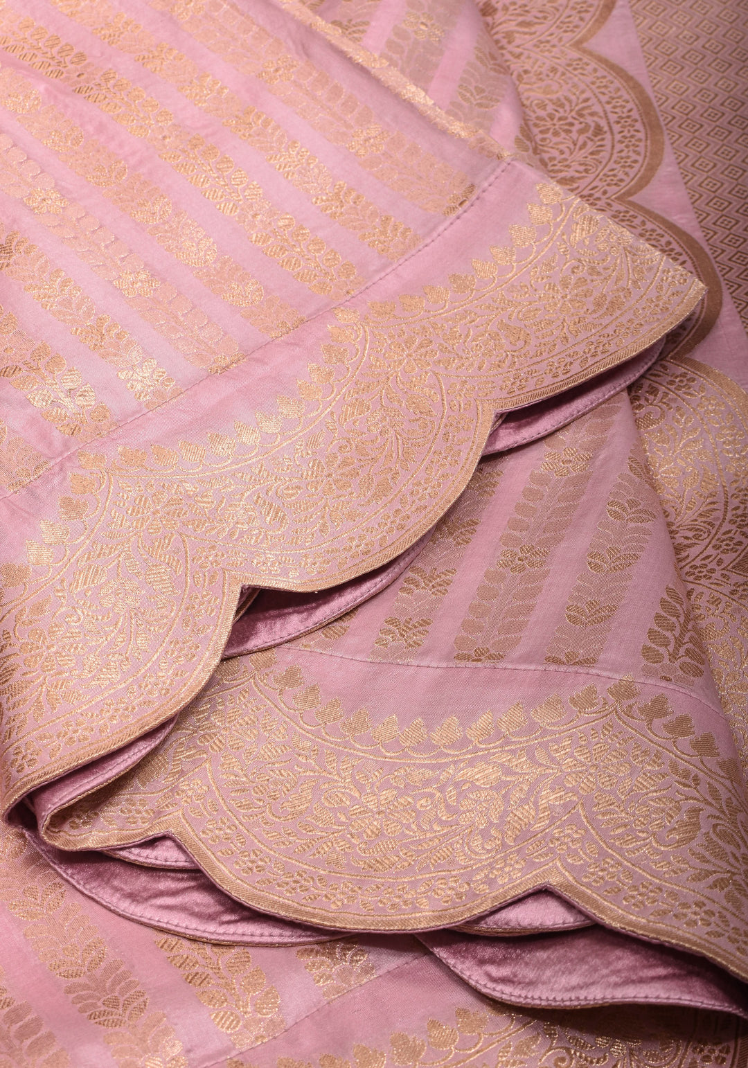 Unique Scalloped Borders Pure Brocade Banarasi Katan Silk Saree in Light PInk | SILK MARK CERTIFIED | SHOBITAM