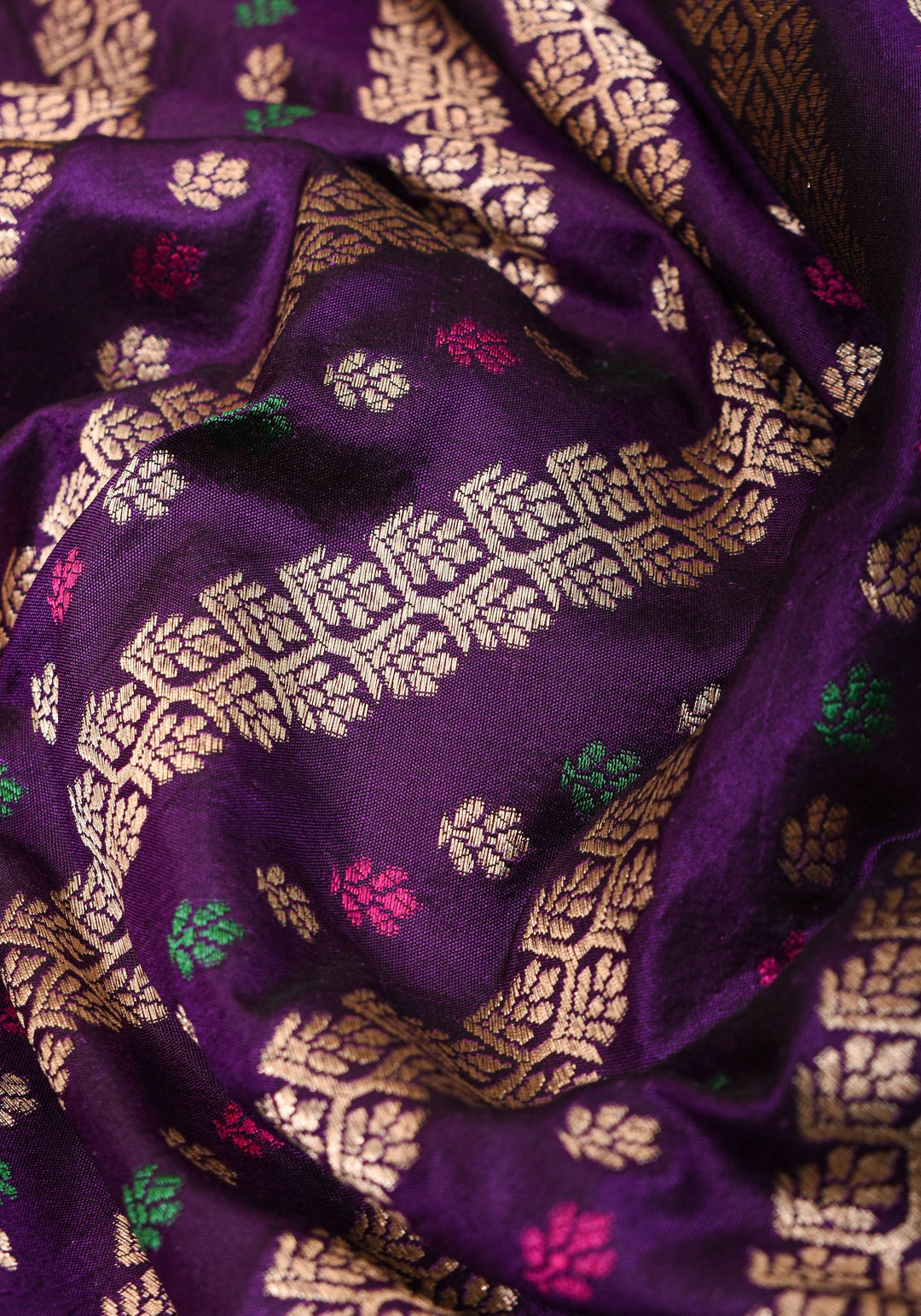 Exquisite Banarasi Silk Saree in Purple with Meenakari Leheria Jaal with Intricate Pallu and Zari  | SILK MARK CERTIFIED