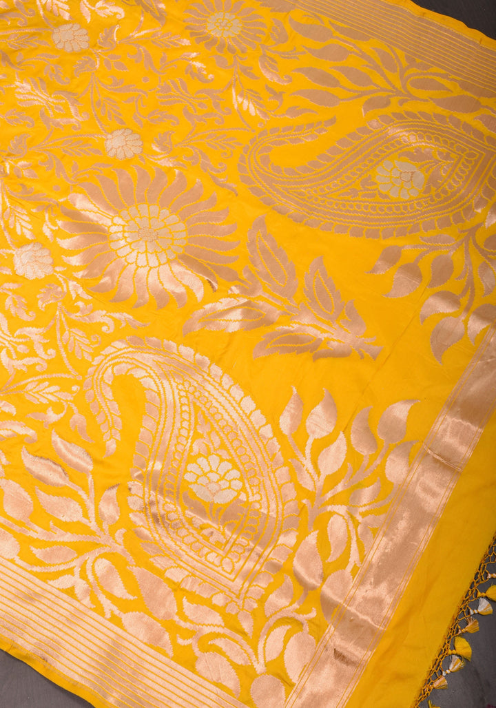 Exquisite Yellow Banarasi Katan Silk Saree with Blooming Floral Alfi Jaal, Grand Pallu and Zari | SILK MARK CERTIFIED