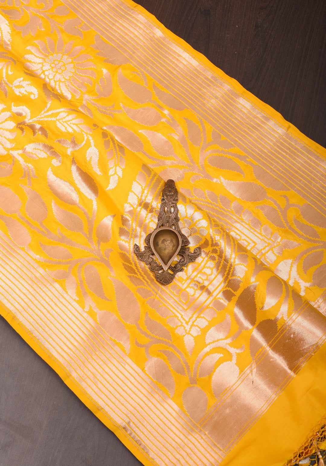Exquisite Yellow Banarasi Katan Silk Saree with Blooming Floral Alfi Jaal, Grand Pallu and Zari | SILK MARK CERTIFIED